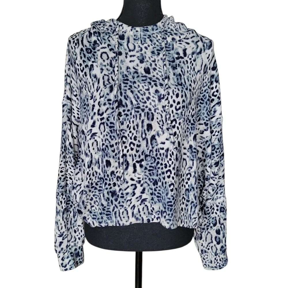 Midnight Bakery Blue & White Leopard Print Pajama Set Women's Size S
